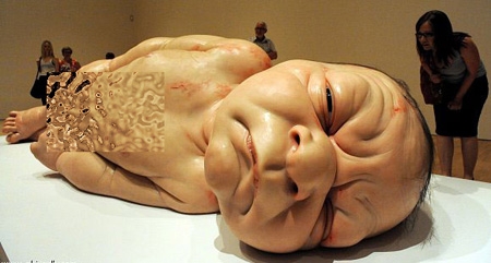 ئەوە منداڵە بـــــۆ خواردنە